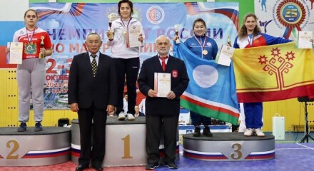 Калужане составили достойную конкуренцию мас-рестлерам из Якутии!