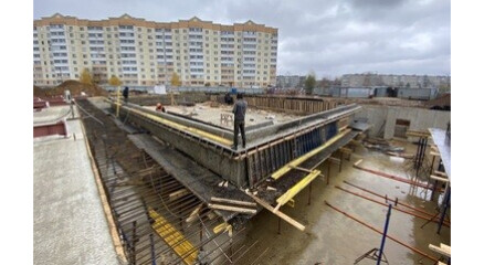 В Балабанове строится спортивный комплекс с плавательным бассейном
