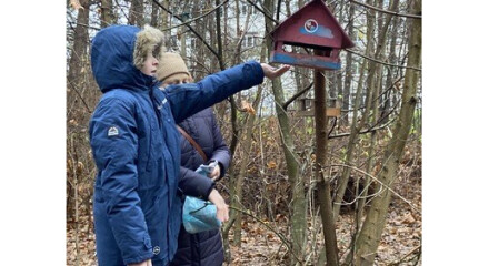 В Комсомольской роще отметили экологический праздник – Синичкин день